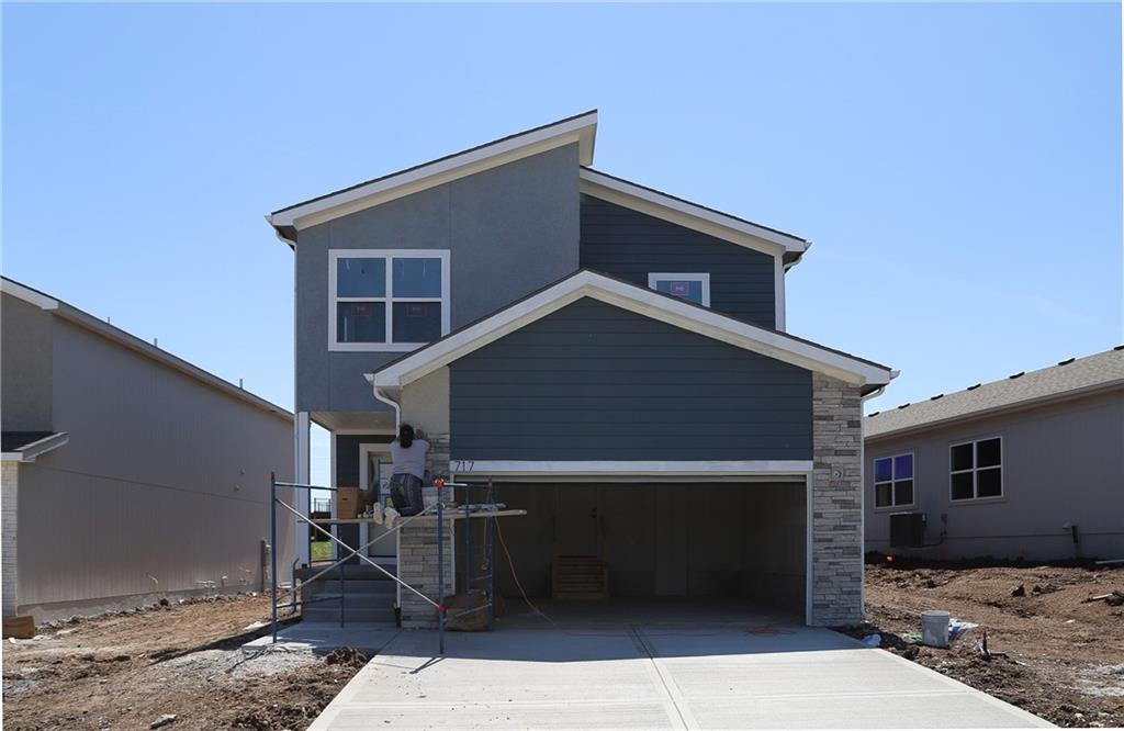 Listing Photo MLS #HMS2501535