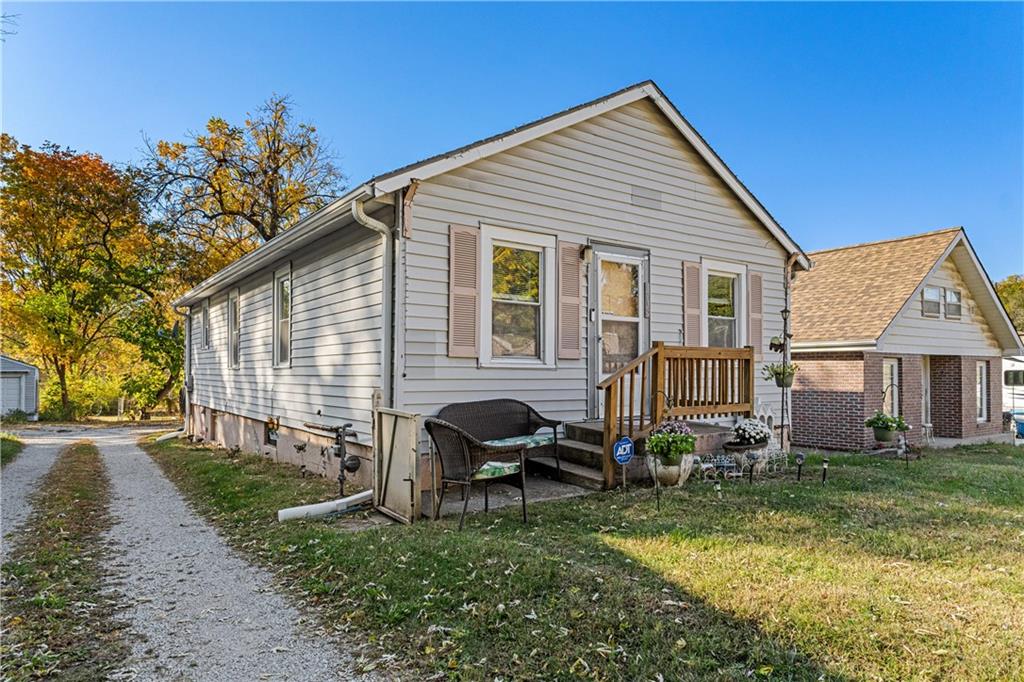 Listing Photo MLS #HMS2514109