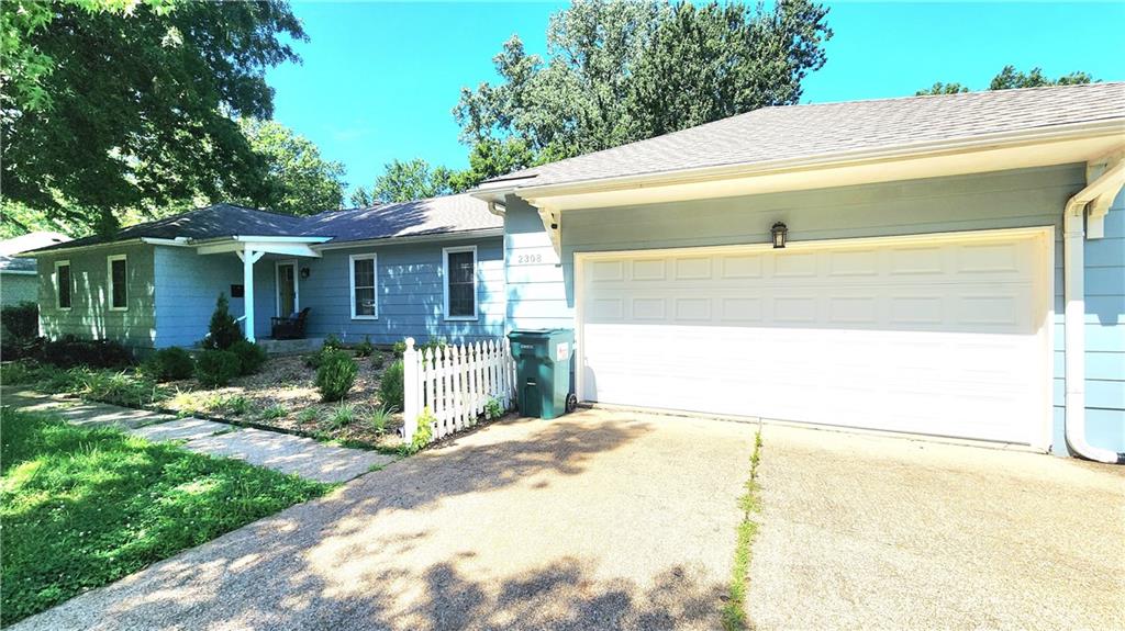 Listing Photo MLS #HMS2524937