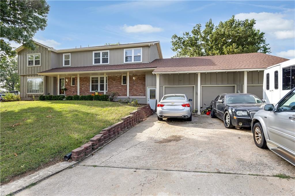 Listing Photo MLS #HMS2526233