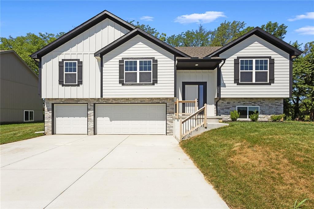 Listing Photo MLS #HMS2528883