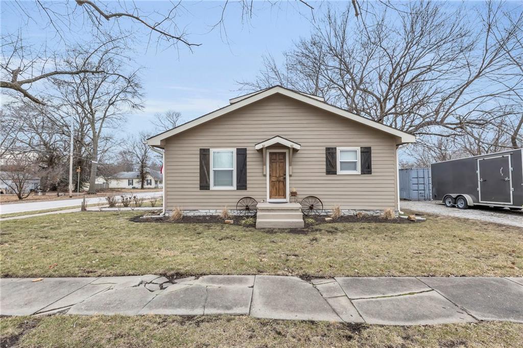 Listing Photo MLS #HMS2530223