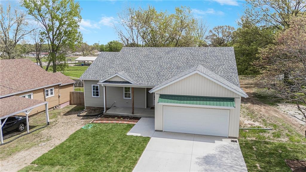 Listing Photo MLS #HMS2530379