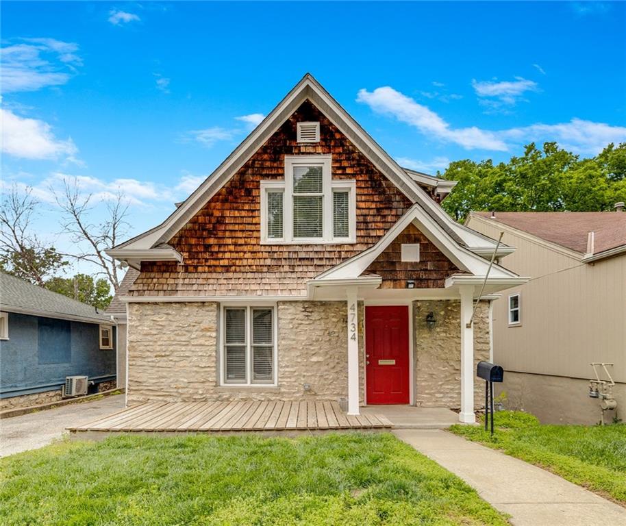 Listing Photo MLS #HMS2539616