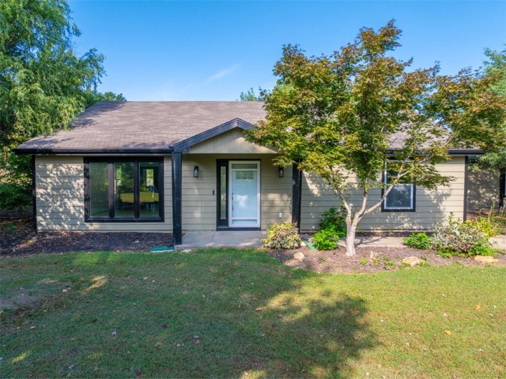 Listing Photo MLS #HMS2541051
