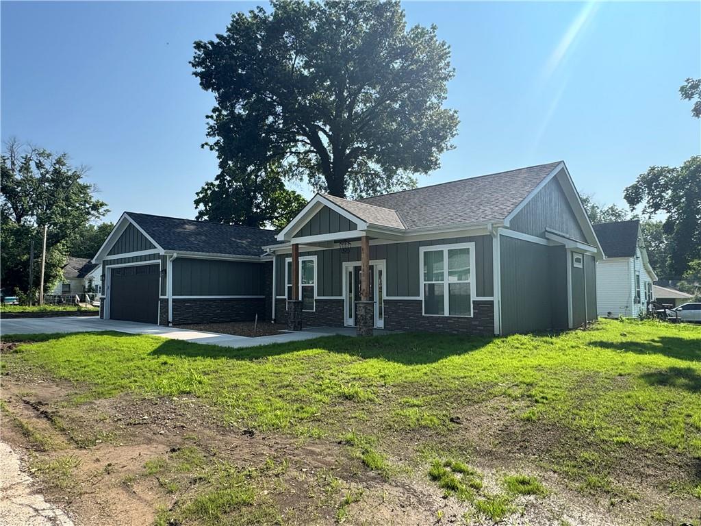 Listing Photo MLS #HMS2541842