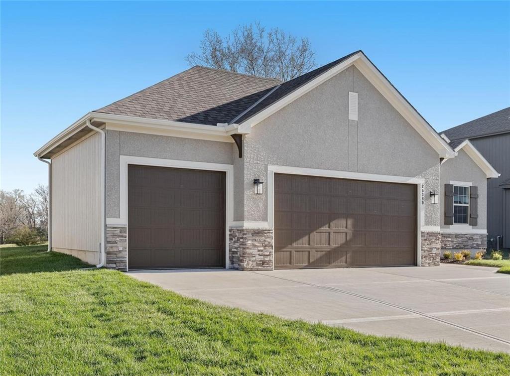 Listing Photo MLS #HMS2542191