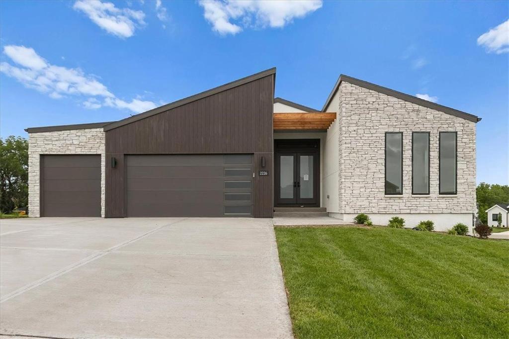 Listing Photo MLS #HMS2542488