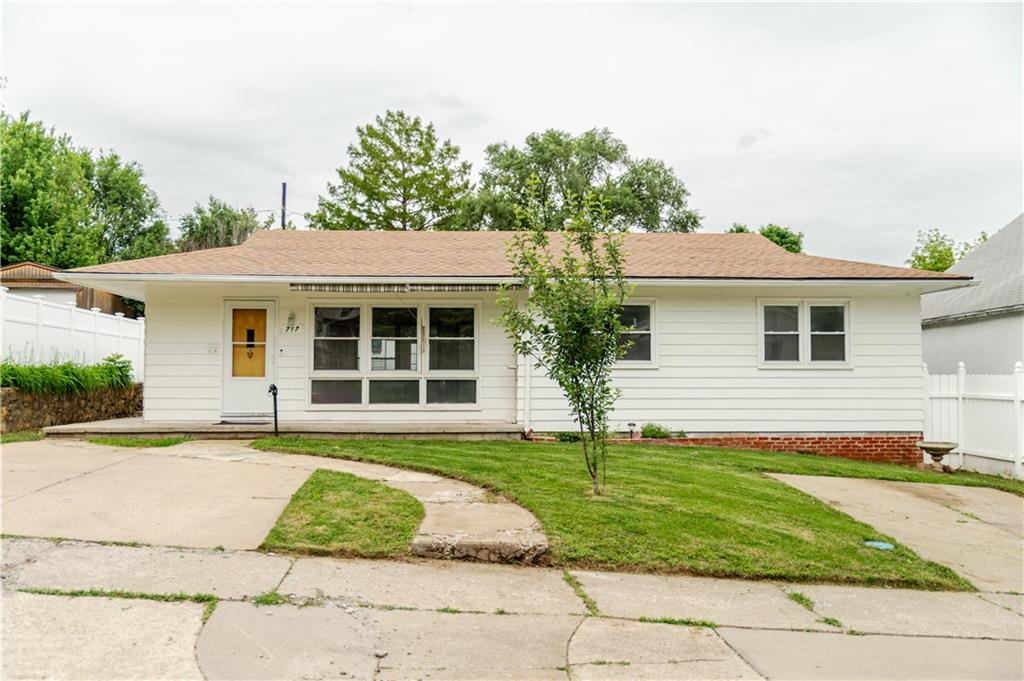 Listing Photo MLS #HMS2542711