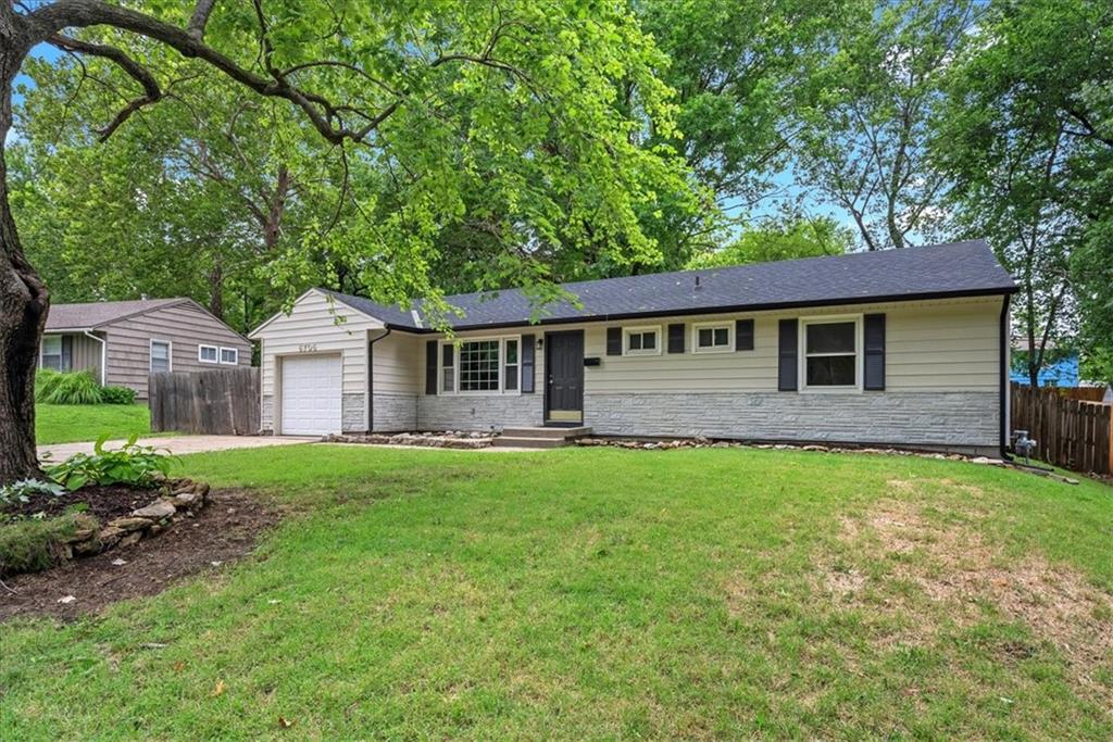 Listing Photo MLS #HMS2543592