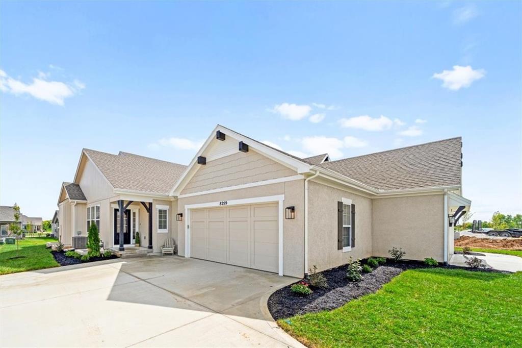 Listing Photo MLS #HMS2543622