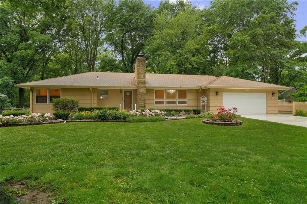 Listing Photo MLS #HMS2543903