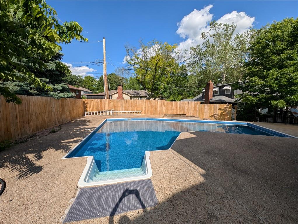 Listing Photo MLS #HMS2544309
