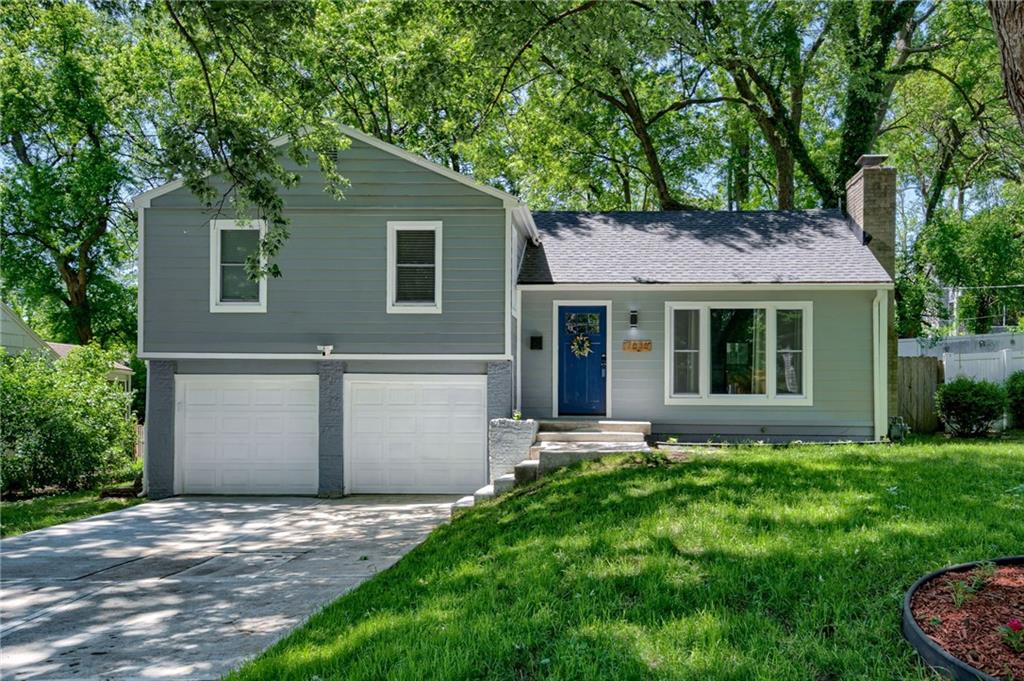 Listing Photo MLS #HMS2545710