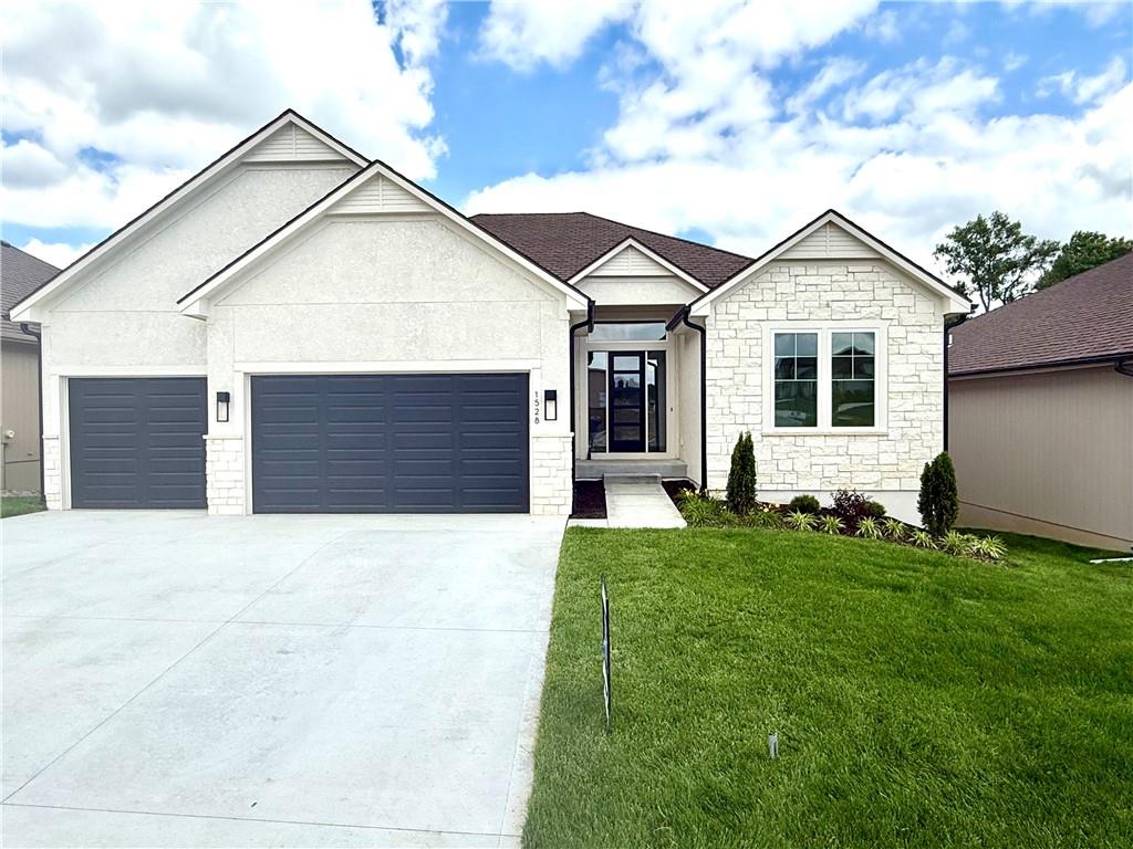 Listing Photo MLS #HMS2545828