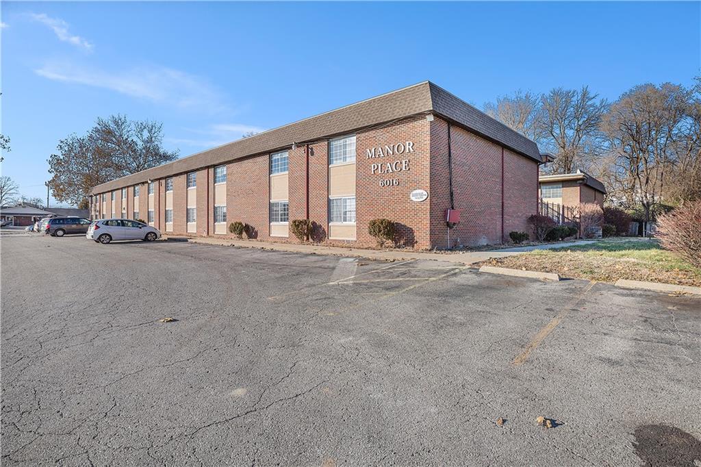 Listing Photo MLS #HMS2545855