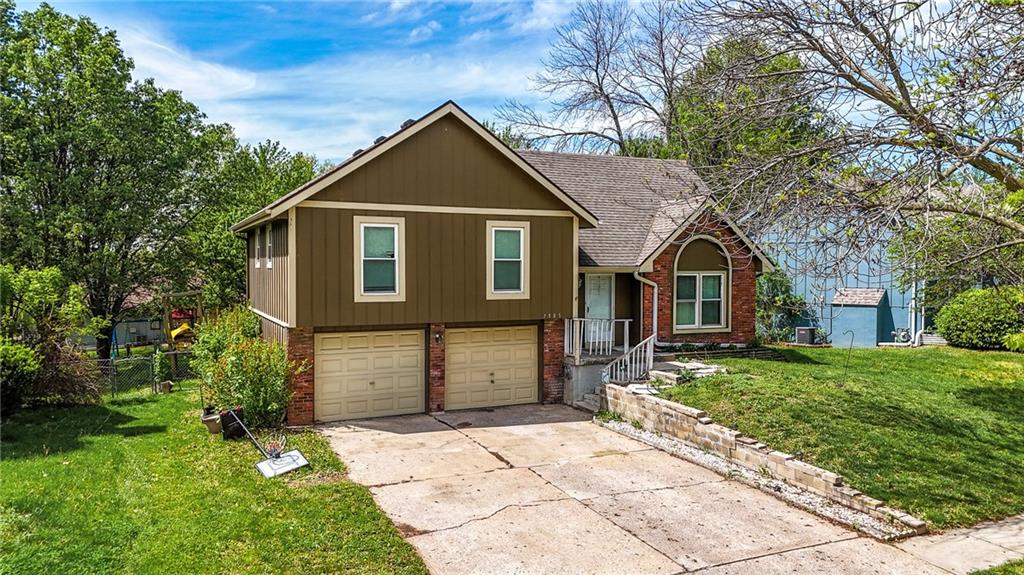 Listing Photo MLS #HMS2546138