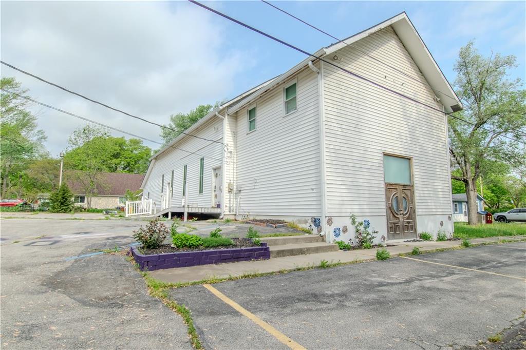 Listing Photo MLS #HMS2547126