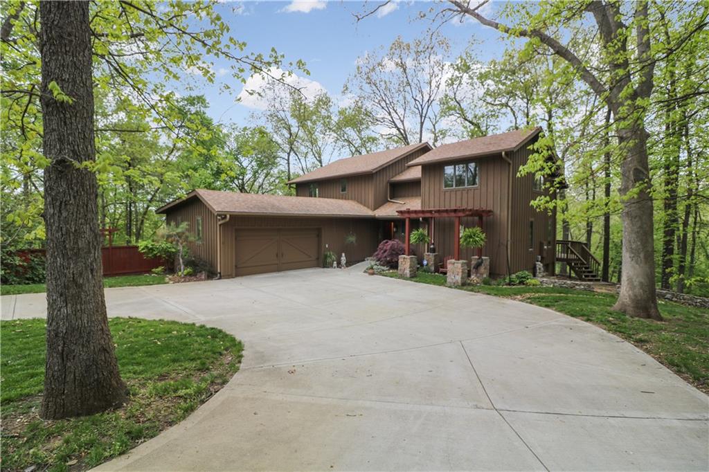 Listing Photo MLS #HMS2547479