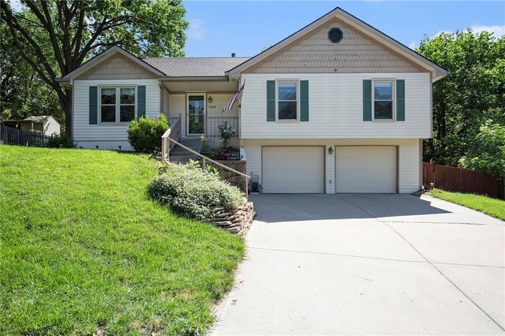 Listing Photo MLS #HMS2547608