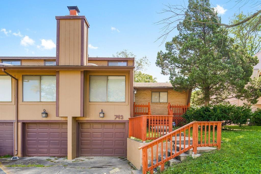 Listing Photo MLS #HMS2547705