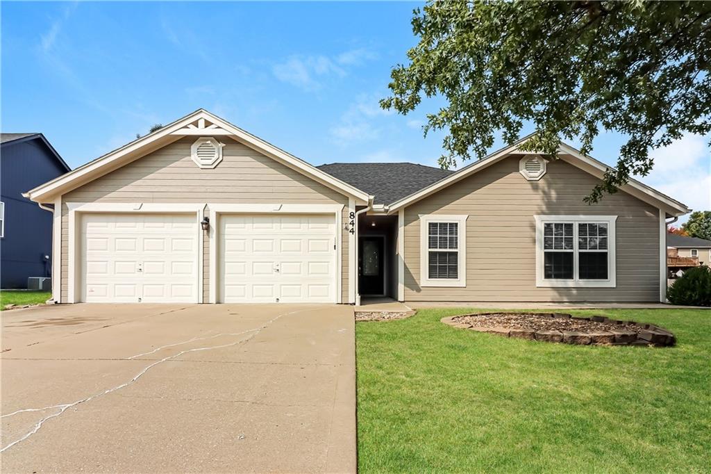 Listing Photo MLS #HMS2547974