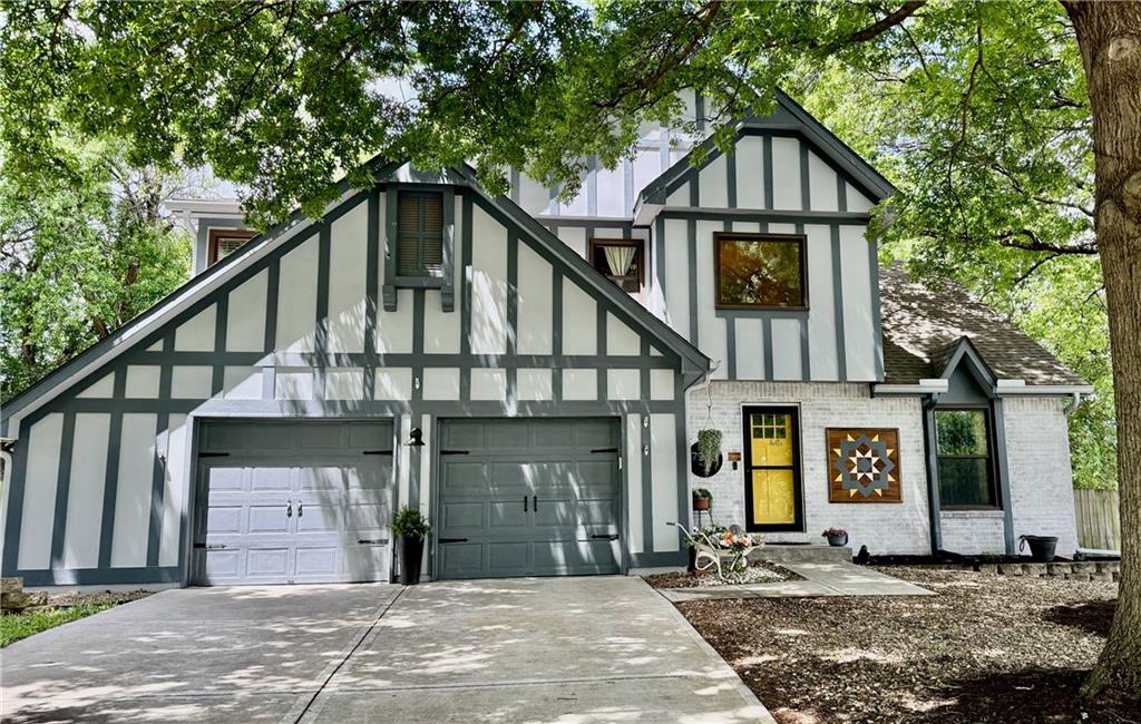 Listing Photo MLS #HMS2549205