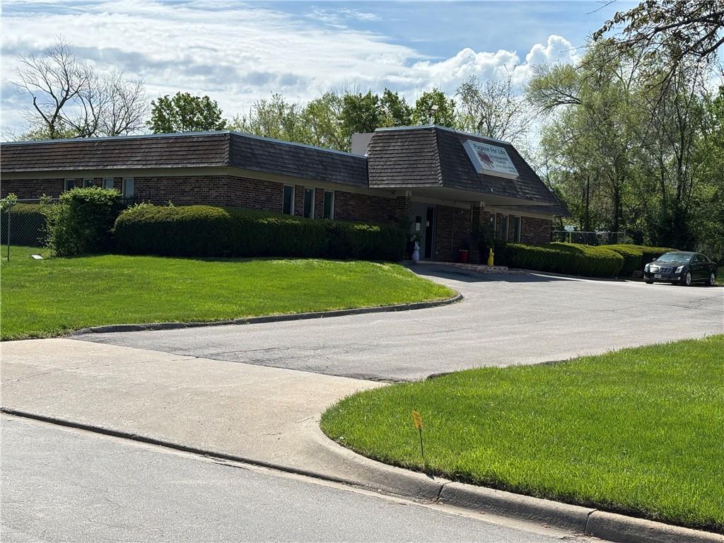 Listing Photo MLS #HMS2549286