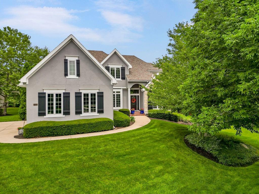 Listing Photo MLS #HMS2549666