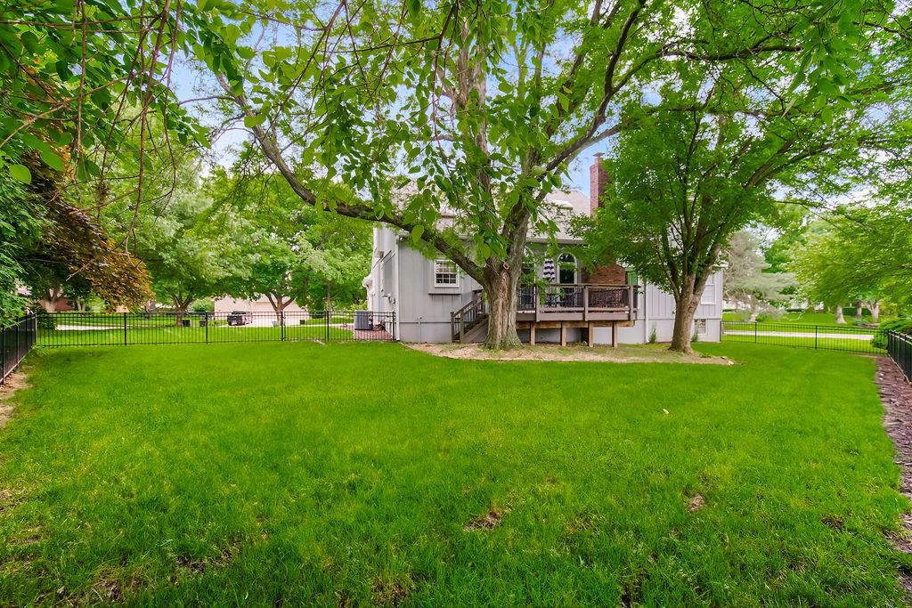 Listing Photo MLS #HMS2549727