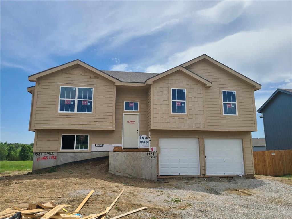 Listing Photo MLS #HMS2549955