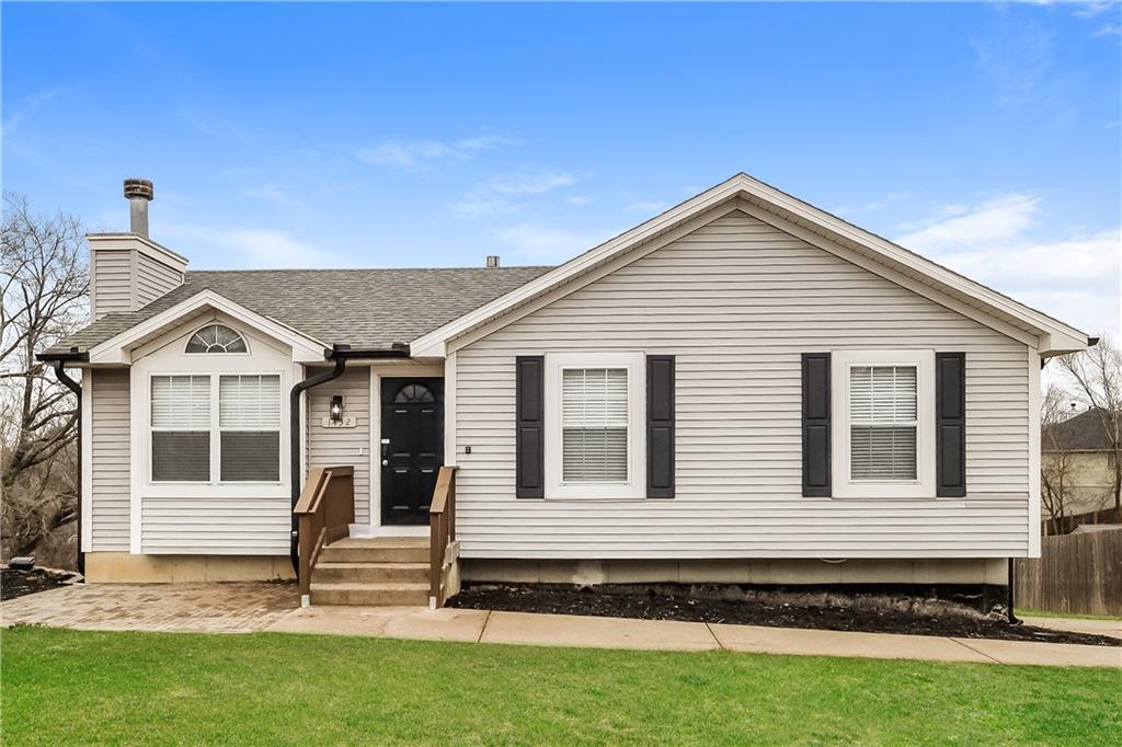 Listing Photo MLS #HMS2550168