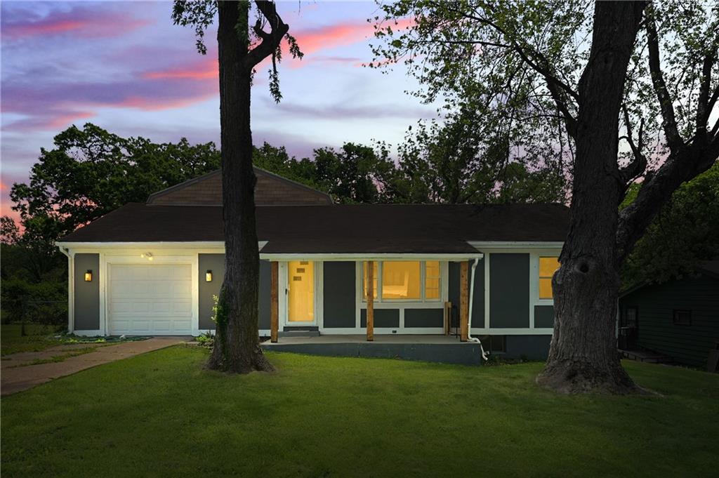 Listing Photo MLS #HMS2550474