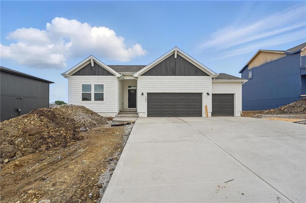 Listing Photo MLS #HMS2550658