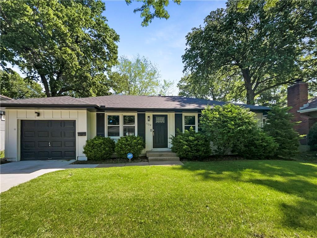 Listing Photo MLS #HMS2550668