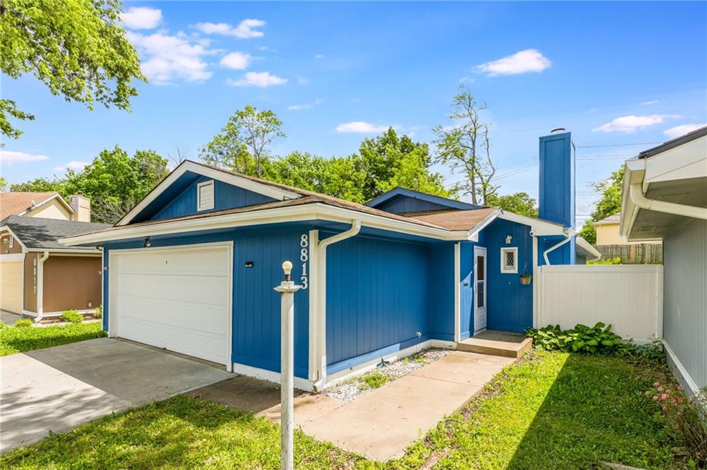 Listing Photo MLS #HMS2550669