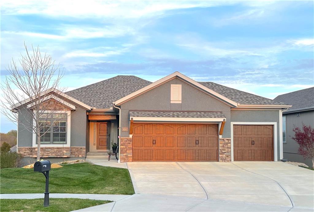 Listing Photo MLS #HMS2550743