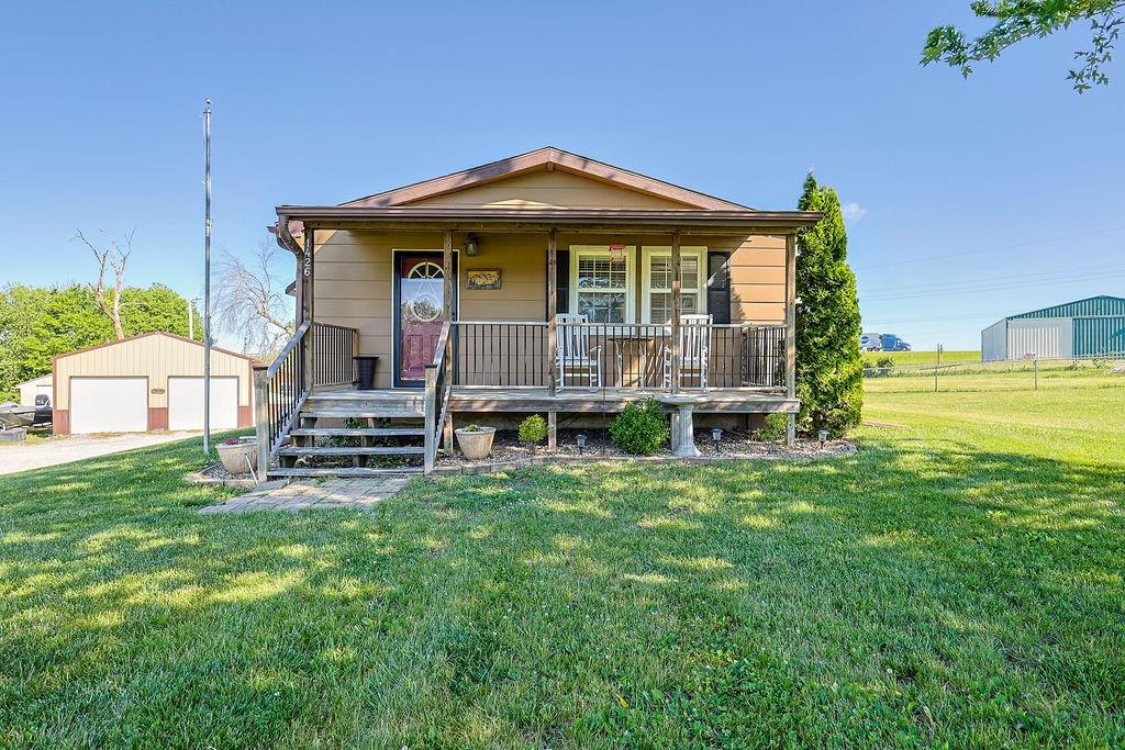 Listing Photo MLS #HMS2551045