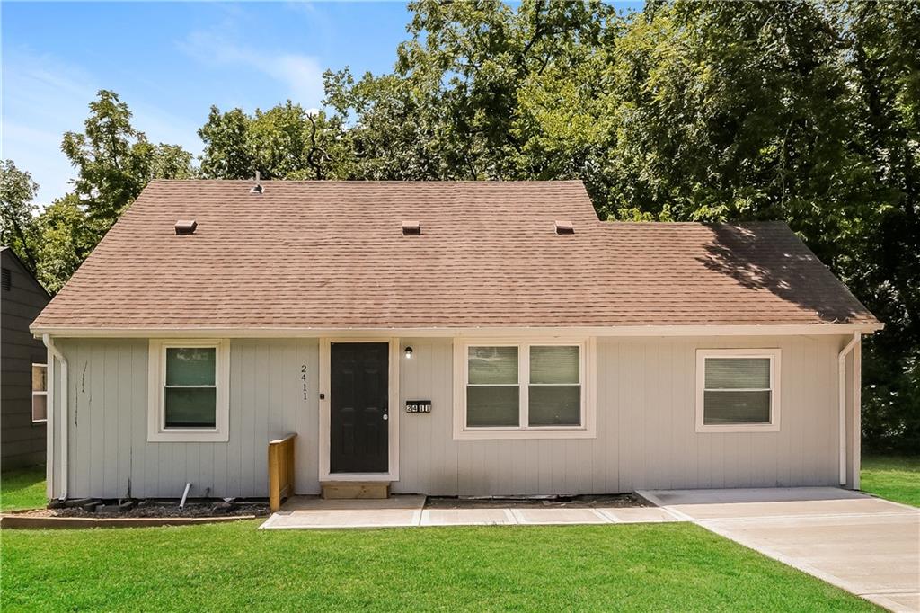 Listing Photo MLS #HMS2551074