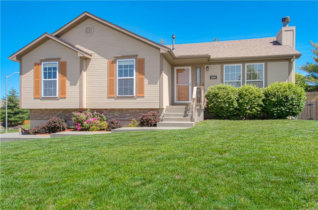 Listing Photo MLS #HMS2551263