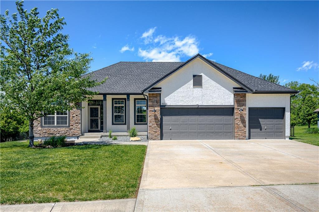 Listing Photo MLS #HMS2551418