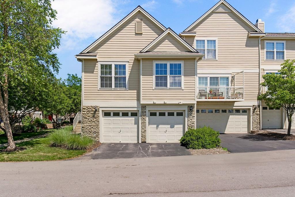 Listing Photo MLS #HMS2551578