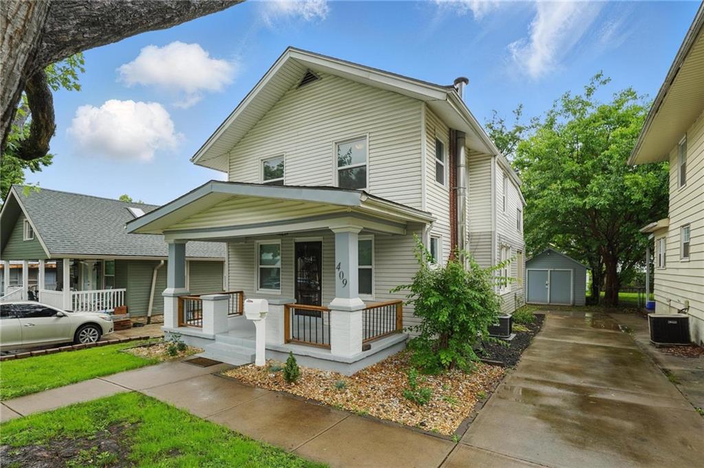Listing Photo MLS #HMS2551866
