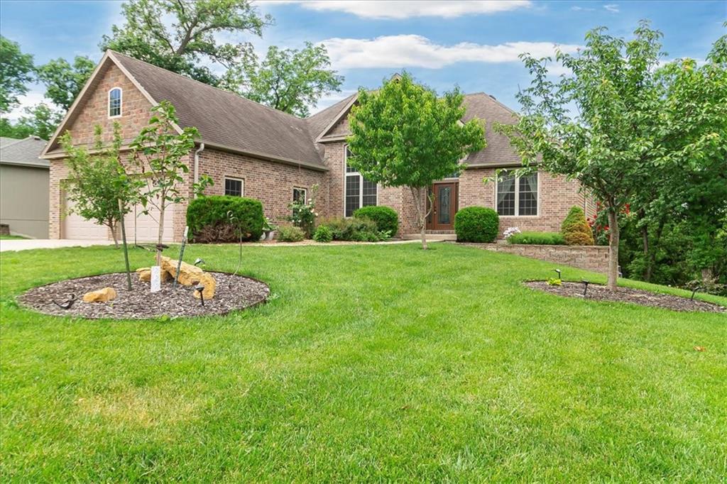 Listing Photo MLS #HMS2552001