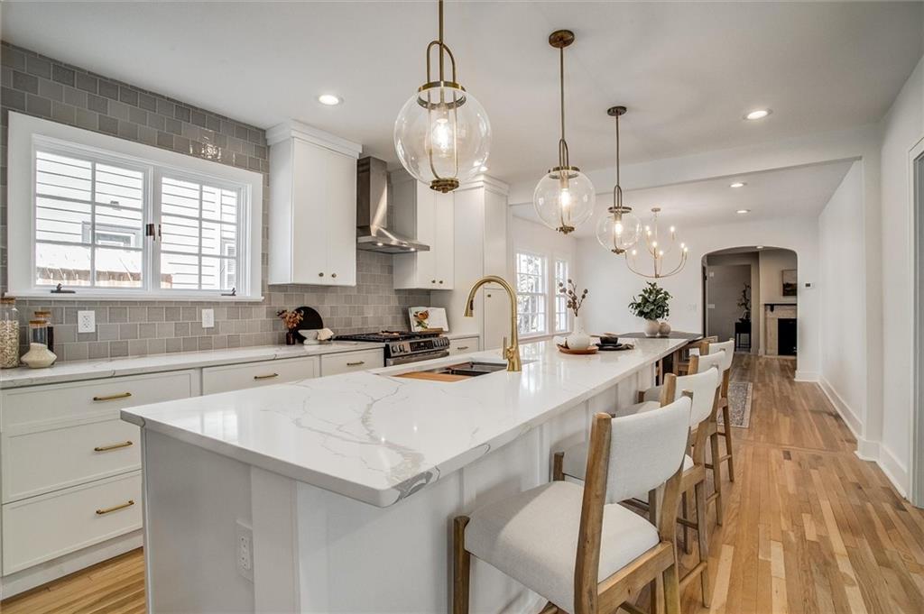 Listing Photo MLS #HMS2552014