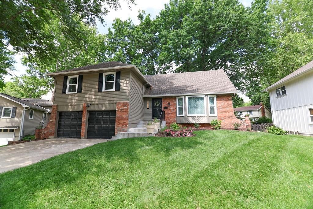 Listing Photo MLS #HMS2552298