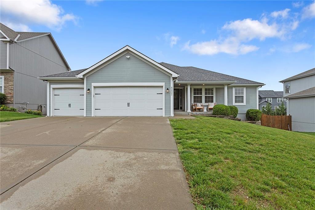 Listing Photo MLS #HMS2552347