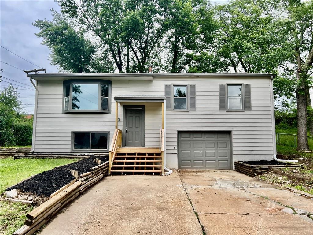 Listing Photo MLS #HMS2552831