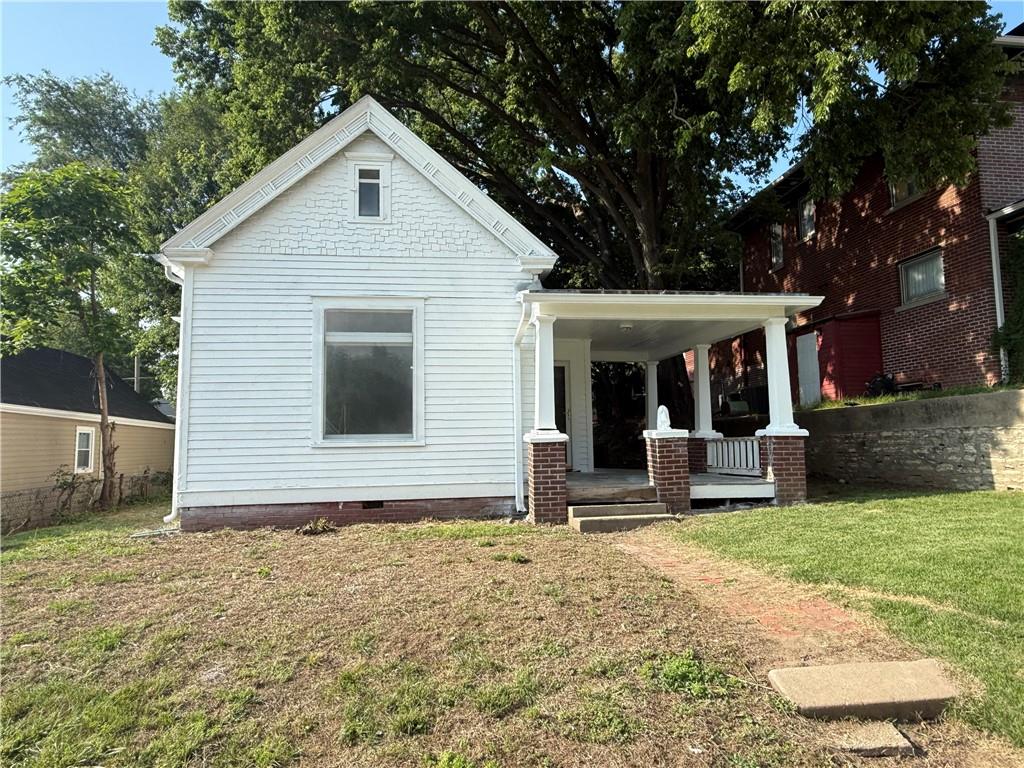 Listing Photo MLS #HMS2552871