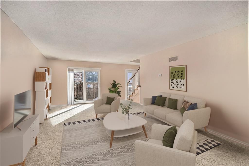 Listing Photo MLS #HMS2553075